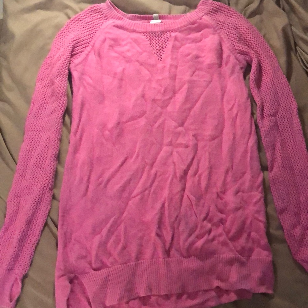 Ivivva pink sweater with thumb holes